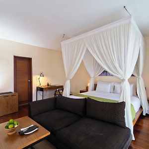 Daily Massage at Spa Suite